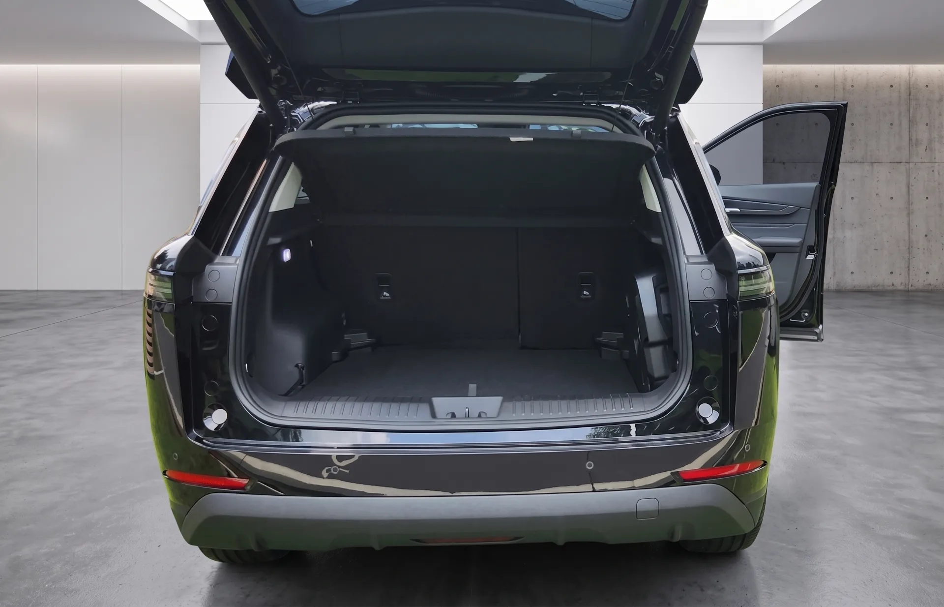 Ruang bagasi JAECOO J5 Premium